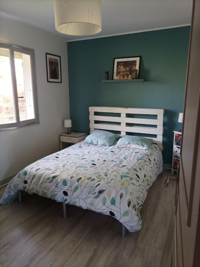 Chalet Deux Chambres Au Calme Saint-Brisson Esterno foto